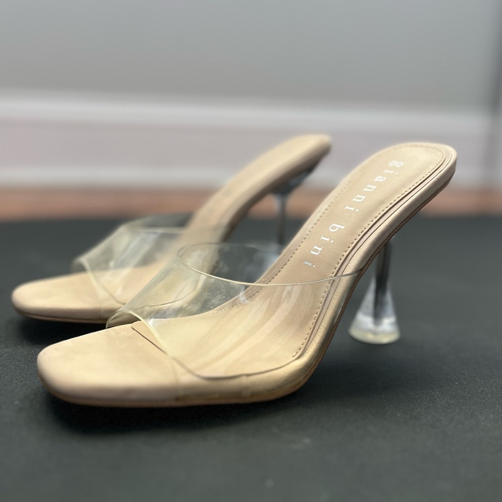 Gianni Bini Clear/Nude Heels